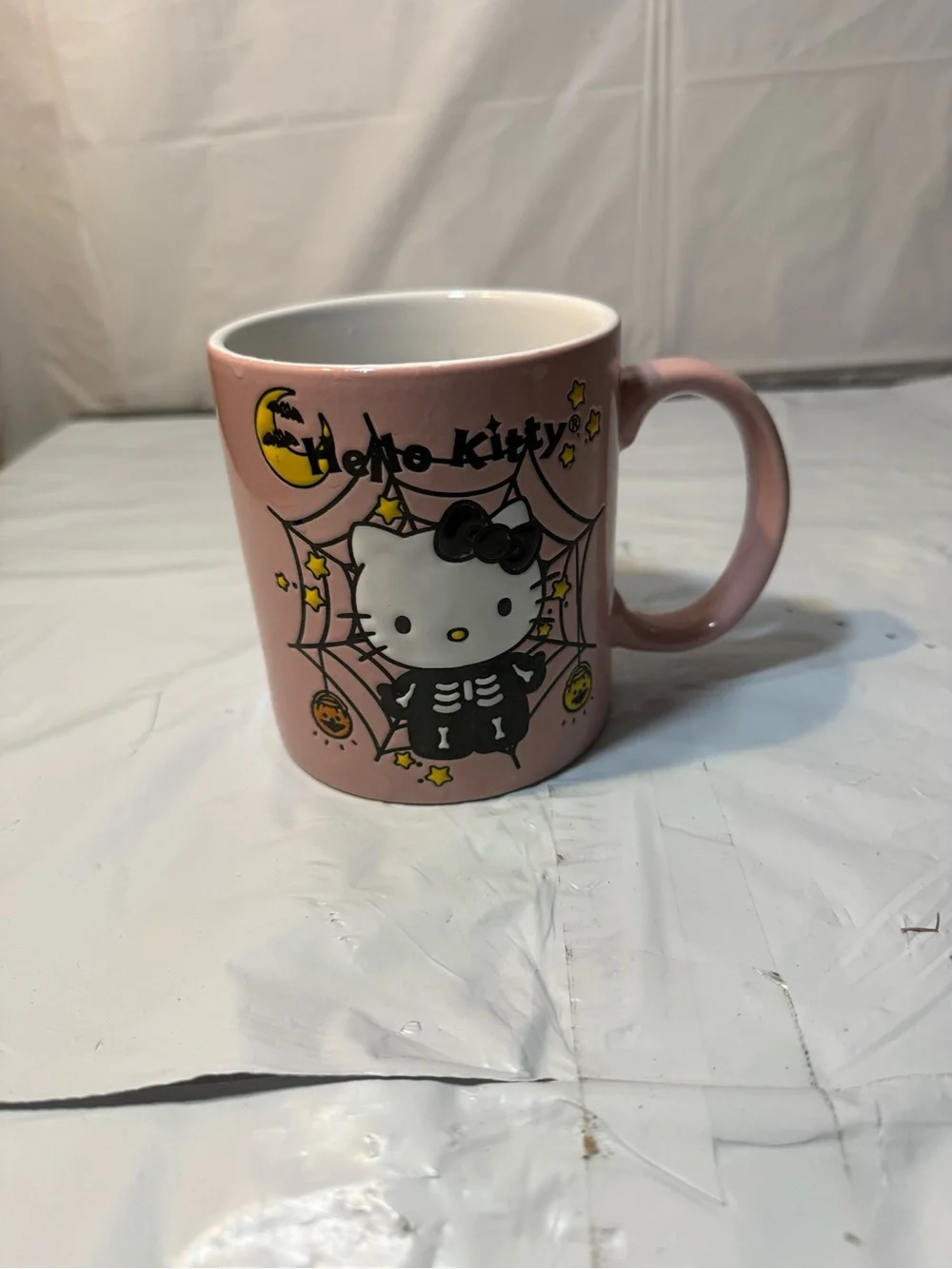 Silver Buffalo Sanrio Hello Kitty Web Ceramic Pottery Mug 20oz